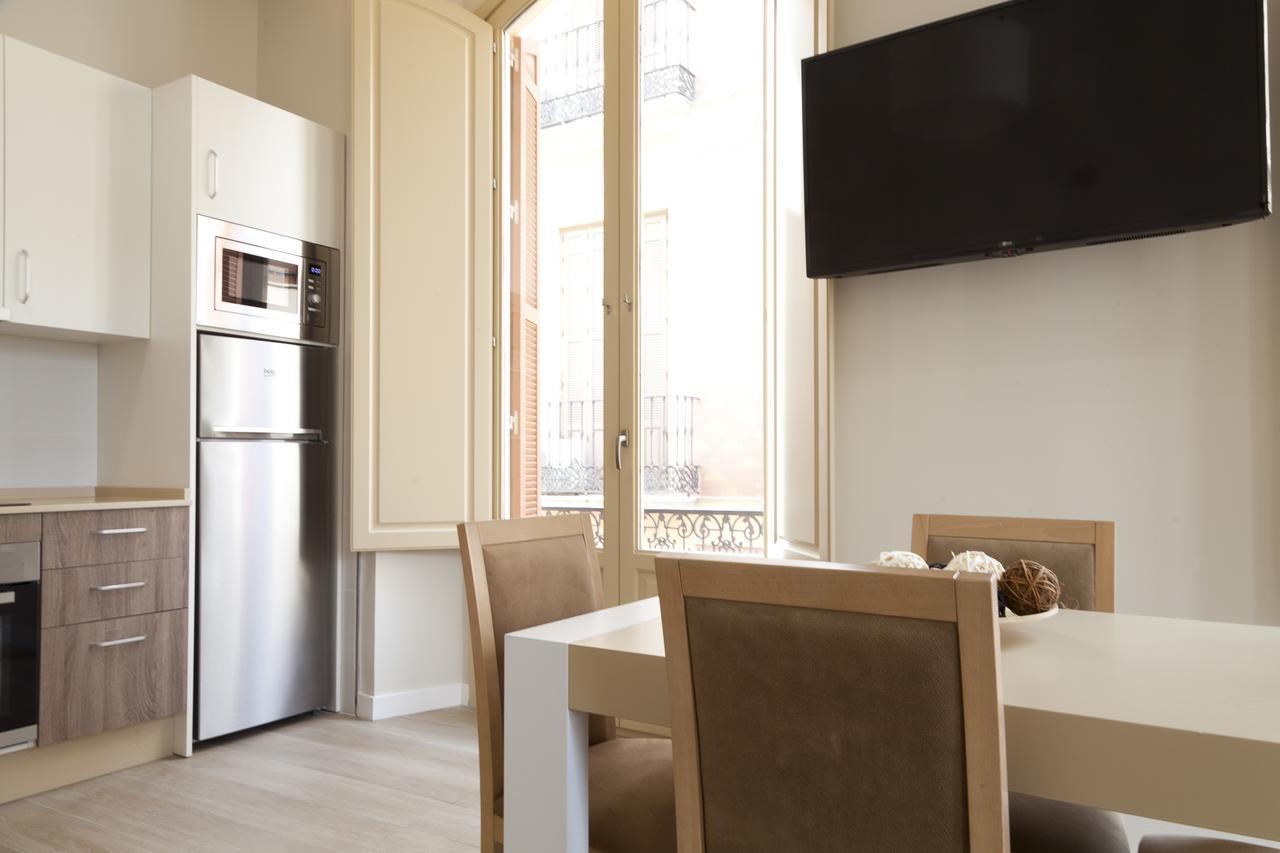 Apartamentos Pinar Malaga Centro Dış mekan fotoğraf